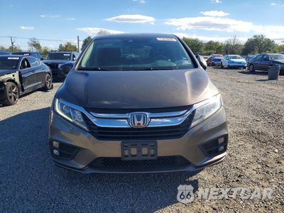 Piąte zdjęcie samochodu w środku: 2018 HONDA ODYSSEY EXL VIN:5FNRL6H70JB069177 - miniatura