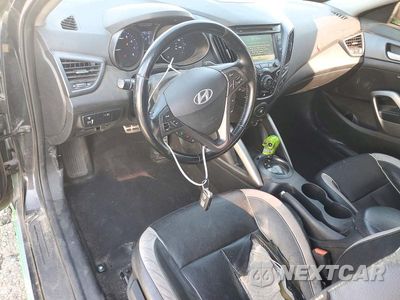 Zdjęcie 8 z 12 samochodu: 2015 HYUNDAI VELOSTER TURBO VIN:KMHTC6AE0FU221712 - miniatura