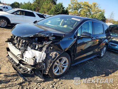2024 TOYOTA SIENNA XLE 7-PASSENGER 5TDJSKFC8RS144742 - główne zdjęcie licytacji z USA - miniatura
