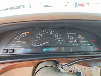 Zdjęcie 9 z 12 samochodu: 1999 OLDSMOBILE 88 BASE VIN:1G3HN52K1X4813530 - miniatura
