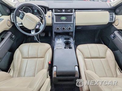 Zdjęcie 8 z 12 samochodu: 2020 LAND ROVER DISCOVERY SE VIN:SALRG2RVXL2422405 - miniatura