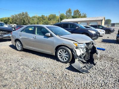 Czwarte zdjęcie samochodu z boku: 2013 TOYOTA CAMRY XLE VIN:4T1BF1FK0DU687576 - miniatura