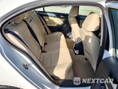 Zdjęcie 10 z 12 samochodu: 2015 VOLKSWAGEN JETTA TDI VIN:3VWLA7AJ4FM332360 - miniatura