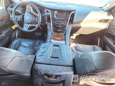 Zdjęcie 8 z 13 samochodu: 2017 CADILLAC ESCALADE ESV LUXURY VIN:1GYS4HKJXHR320672 - miniatura