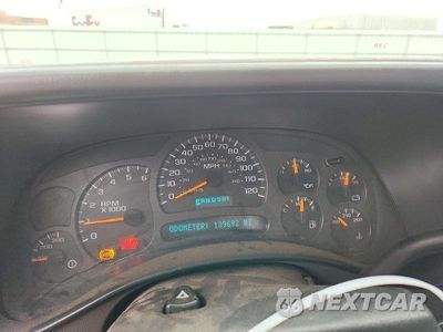 Zdjęcie 9 z 13 samochodu: 2003 CHEVROLET SILVERADO K2500 HEAVY DUTY VIN:1GCHK24UX3E366254 - miniatura