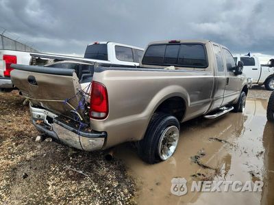 Trzecie zdjęcie samochodu z tyłu: 2006 FORD F250 SUPER DUTY VIN:1FTSX21526EA88507 - miniatura