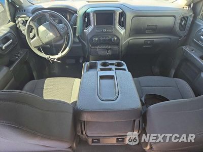 Zdjęcie 8 z 12 samochodu: 2021 CHEVROLET SILVERADO K1500 TRAIL BOSS CUSTOM VIN:1GCPYCEH6MZ172347 - miniatura