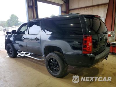 Drugie zdjęcie samochodu z przodu: 2013 CHEVROLET SUBURBAN K1500 LT VIN:1GNSKJE71DR135169 - miniatura