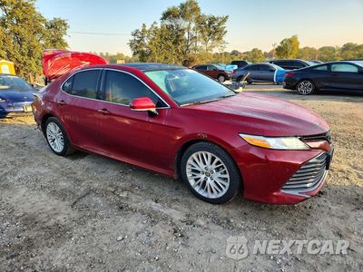Czwarte zdjęcie samochodu z boku: 2020 TOYOTA CAMRY XLE VIN:4T1FZ1AK9LU046778 - miniatura