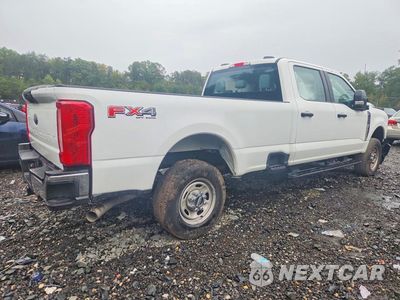 Trzecie zdjęcie samochodu z tyłu: 2024 FORD F250 SUPER DUTY VIN:1FT7W2BA4REE82809 - miniatura