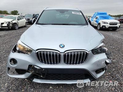 Piąte zdjęcie samochodu w środku: 2018 BMW X1 XDRIVE28I VIN:WBXHT3C39J5F90940 - miniatura