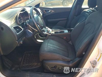 Zdjęcie 7 z 12 samochodu: 2015 CHRYSLER 200 LIMITED VIN:1C3CCCAB5FN642803 - miniatura