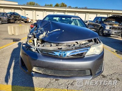 Piąte zdjęcie samochodu w środku: 2013 TOYOTA CAMRY HYBRID LE VIN:4T1BD1FK0DU084388 - miniatura