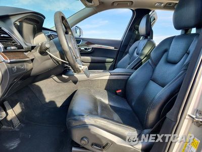 Zdjęcie 7 z 13 samochodu: 2016 VOLVO XC90 T6 VIN:YV4A22PK5G1073044 - miniatura