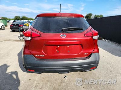 Zdjęcie 6 z 12 samochodu: 2019 NISSAN KICKS SV VIN:3N1CP5CU1KL491062 - miniatura