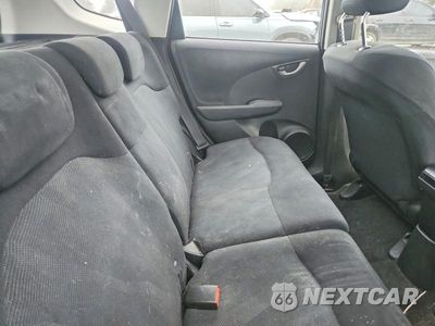 Zdjęcie 10 z 12 samochodu: 2010 HONDA FIT SPORT VIN:JHMGE8H40AS009260 - miniatura