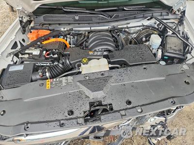Zdjęcie 11 z 13 samochodu: 2018 CHEVROLET SILVERADO C1500 LT VIN:3GCUCRER8JG383994 - miniatura