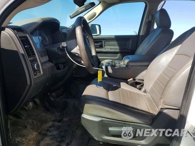 Zdjęcie 7 z 12 samochodu: 2019 RAM 1500 CLASSIC TRADESMAN VIN:1C6RR6FG0KS552780 - miniatura