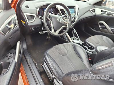 Zdjęcie 8 z 12 samochodu: 2012 HYUNDAI VELOSTER BASE VIN:KMHTC6AD6CU066277 - miniatura