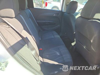 Zdjęcie 10 z 12 samochodu: 2015 CHEVROLET SONIC LT VIN:1G1JC6SH6F4166924 - miniatura
