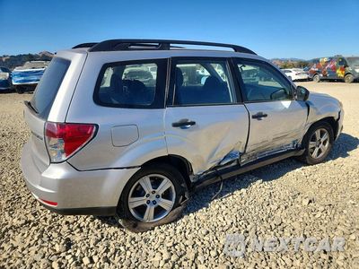 Trzecie zdjęcie samochodu z tyłu: 2011 SUBARU FORESTER 2.5X VIN:JF2SHABC4BH716016 - miniatura