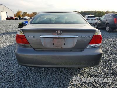 Zdjęcie 6 z 12 samochodu: 2005 TOYOTA CAMRY XLE VIN:4T1BE30K55U626362 - miniatura