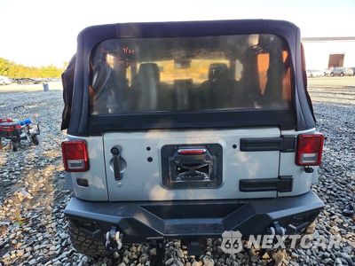 Zdjęcie 6 z 12 samochodu: 2013 JEEP WRANGLER SPORT VIN:1C4AJWAG1DL612258 - miniatura