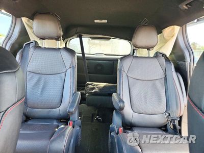 Zdjęcie 10 z 13 samochodu: 2025 TOYOTA SIENNA XSE VIN:5TDCRKEC5SS289703 - miniatura