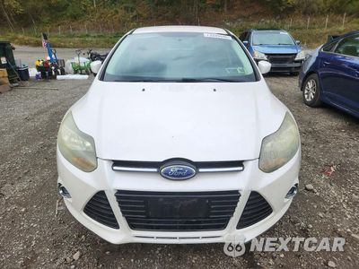 Piąte zdjęcie samochodu w środku: 2013 FORD FOCUS TITANIUM VIN:1FADP3J20DL259936 - miniatura