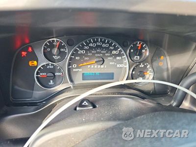 Zdjęcie 9 z 13 samochodu: 2017 GMC SAVANA 2500 CARGO DELIVERY VAN VIN:1GTW7AFF8H1913098 - miniatura