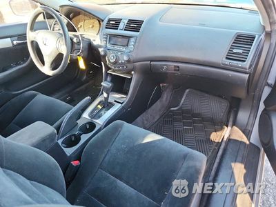 Zdjęcie 8 z 12 samochodu: 2005 HONDA ACCORD EX VIN:1HGCM72755A009963 - miniatura