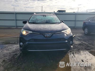 Piąte zdjęcie samochodu w środku: 2018 TOYOTA RAV4 XLE VIN:JTMRFREVXJJ732811 - miniatura