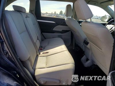 Zdjęcie 11 z 14 samochodu: 2014 TOYOTA HIGHLANDER LE VIN:5TDBKRFH4ES005985 - miniatura