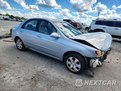 Czwarte zdjęcie samochodu z boku: 2006 KIA SPECTRA EX VIN:KNAFE121065336716 - miniatura