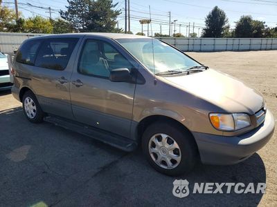 Czwarte zdjęcie samochodu z boku: 1999 TOYOTA SIENNA CE VIN:4T3ZF19C8XU137816 - miniatura