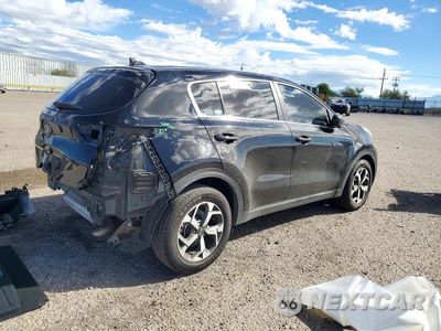 Trzecie zdjęcie samochodu z tyłu: 2021 KIA SPORTAGE LX VIN:KNDPM3AC0M7916171 - miniatura