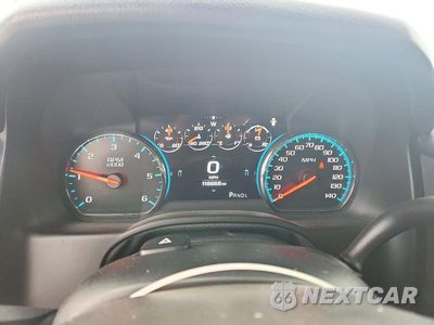 Zdjęcie 9 z 12 samochodu: 2017 GMC YUKON XL DENALI VIN:1GKS2HKJXHR197648 - miniatura