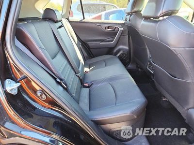 Zdjęcie 11 z 13 samochodu: 2022 TOYOTA RAV4 LIMITED VIN:JTMD6RFV8ND068702 - miniatura