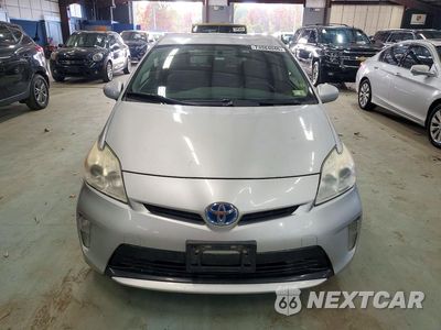 Piąte zdjęcie samochodu w środku: 2013 TOYOTA PRIUS TWO VIN:JTDKN3DU1D5598262 - miniatura