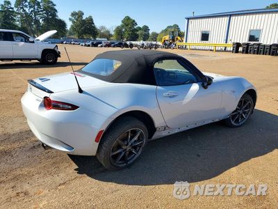 Trzecie zdjęcie samochodu z tyłu: 2020 MAZDA MX-5 MIATA CLUB VIN:JM1NDAC79H0120450 - miniatura