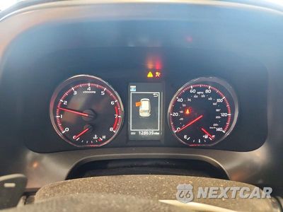 Zdjęcie 9 z 13 samochodu: 2016 TOYOTA RAV 4 VIN:2T3JFREV7GW417472 - miniatura