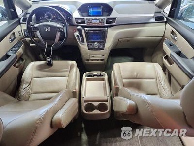Zdjęcie 8 z 13 samochodu: 2015 HONDA ODYSSEY TOURING VIN:5FNRL5H98FB001602 - miniatura