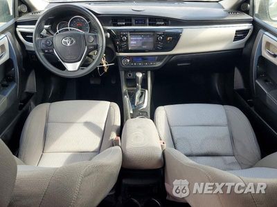 Zdjęcie 8 z 12 samochodu: 2015 TOYOTA COROLLA LE VIN:5YFBURHE3FP348911 - miniatura