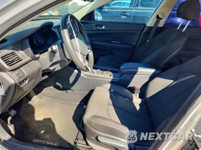 Zdjęcie 7 z 12 samochodu: 2017 KIA OPTIMA LX VIN:5XXGT4L36HG148845 - miniatura