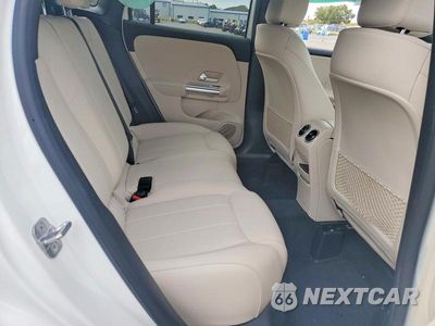 Zdjęcie 11 z 13 samochodu: 2025 MERCEDES-BENZ GLA 250 4MATIC VIN:W1N4N4HB5SJ734719 - miniatura
