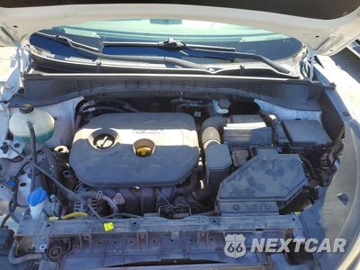 Zdjęcie 12 z 13 samochodu: 2016 HYUNDAI TUCSON SE VIN:KM8J33A49GU045855 - miniatura