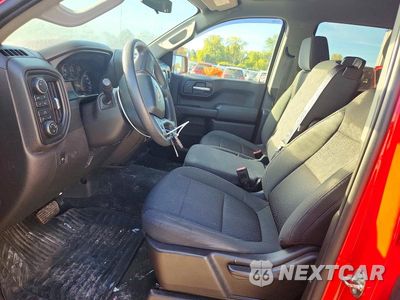 Zdjęcie 7 z 12 samochodu: 2020 CHEVROLET SILVERADO K1500 CUSTOM VIN:3GCPYBEH5LG207162 - miniatura