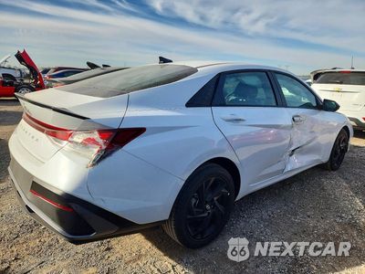 Trzecie zdjęcie samochodu z tyłu: 2026 HYUNDAI ELANTRA SEL SPORT VIN:KMHLM4DG6TU173661 - miniatura