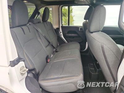 Zdjęcie 10 z 12 samochodu: 2024 JEEP WRANGLER SAHARA 4XE VIN:1C4RJXP61RW276897 - miniatura