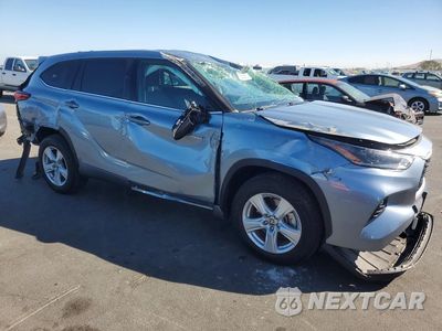 Czwarte zdjęcie samochodu z boku: 2021 TOYOTA HIGHLANDER HYBRID LE VIN:5TDZARAH2MS009959 - miniatura